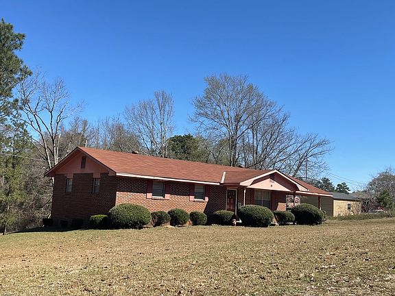 3rd image of 10 Miller Dr