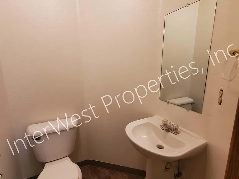 3025 S Troutdale Rd — Photo 11