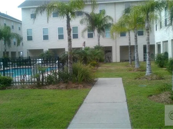 3100 75th St, Galveston, TX 77551