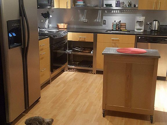 5th image of 1120 Cliff Ave APT 307