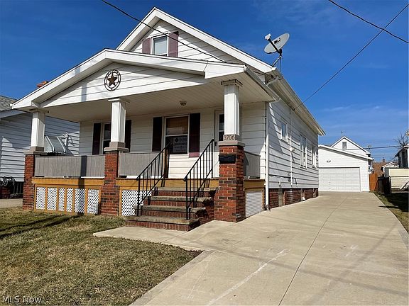 2nd image of 3706 Buechner Ave