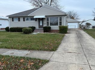 6150 Delores Blvd, Brookpark, OH 44142