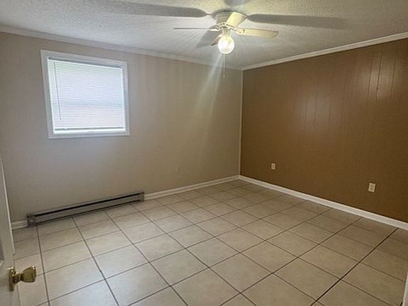 3rd image of 801 Gilliam St #9