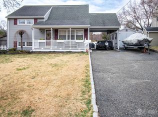 31 Hillsdale Rd, East Brunswick, NJ 08816