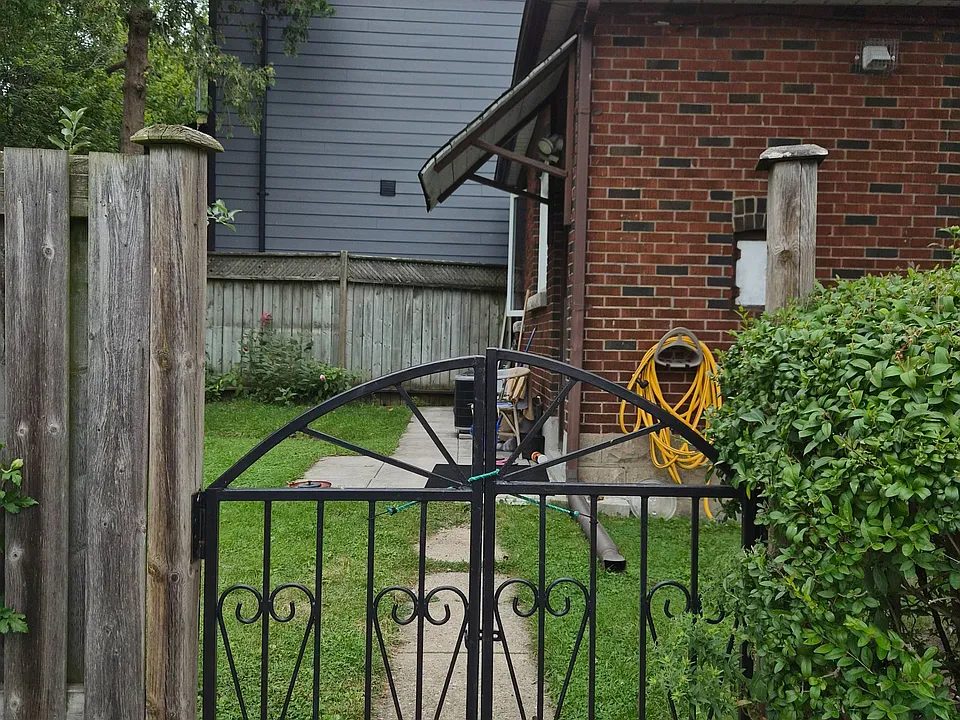74 Patterson Ave