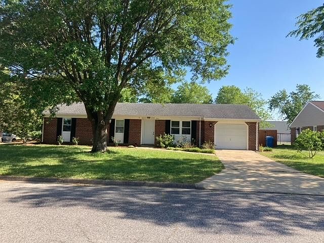 1st image of 3701 Heathmoor Ct