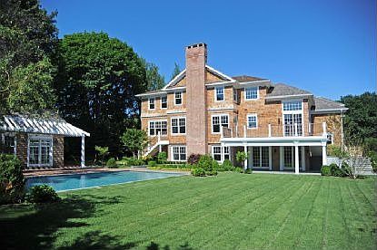 2nd image of 33 Captains Neck Ln