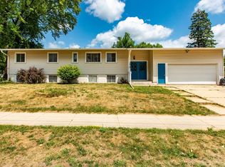 1919 33rd St NW, Rochester, MN 55901