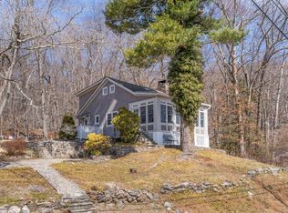 210 Mountain Rd, Ridgefield, CT 06877