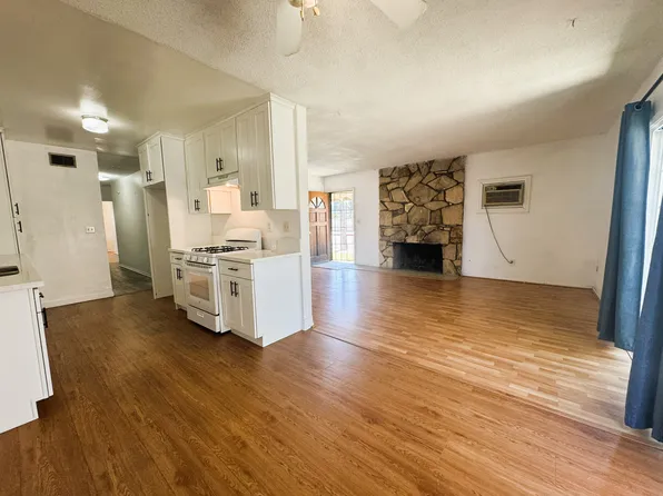 2031 E Almont Ave APT A, Anaheim, CA 92806