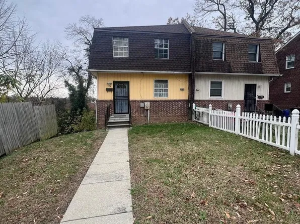 157 Wilmington Pl SE, Washington, DC 20032