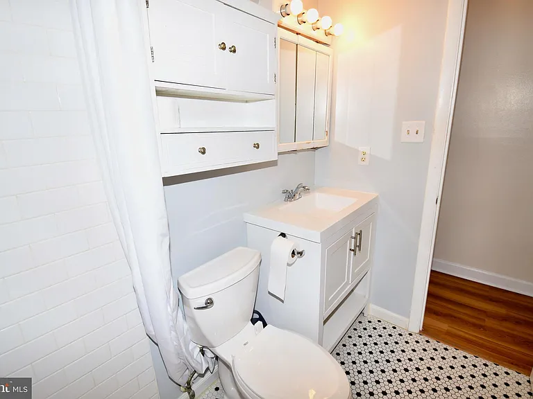 25253 Conrad Ct — Photo 16
