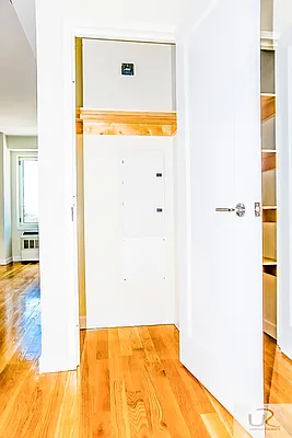 Rented by Urban Realty NYC | media 21