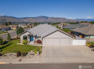 1536 Harrington Ln, East Wenatchee, WA 98802