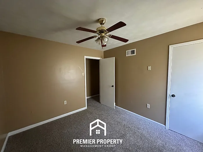 5337 Yale Rd — Photo 16