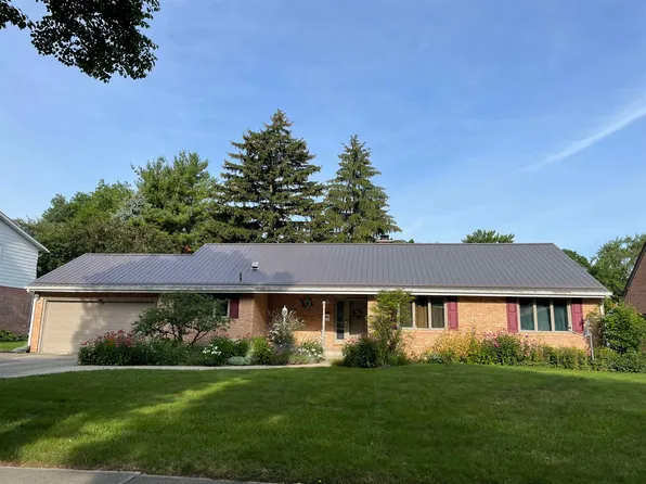 402 Hart St, Essexville, MI 48732