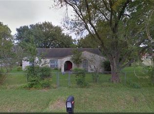 8103 Wayfarer Ln, Houston, TX 77075