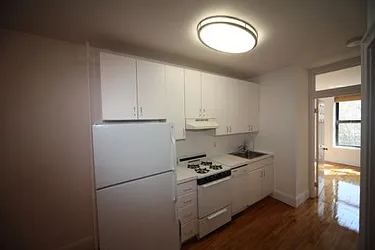 Rented by Metropolitan Realty