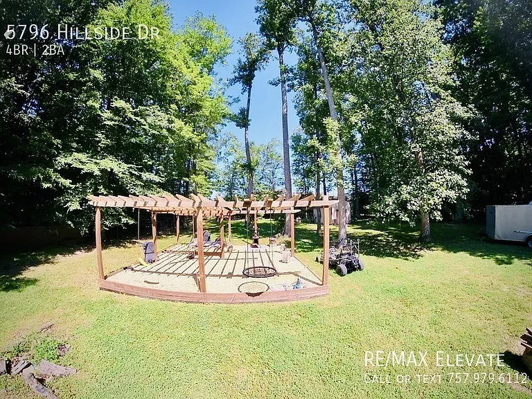 5796 Hillside Dr — Photo 19