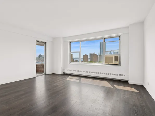 577 Grand Street image 2 of 13