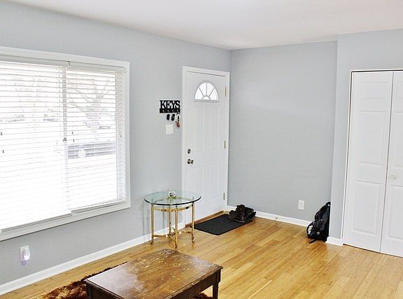 3rd image of 148 N Ashbury Ave