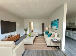 14140 Delano St #6, Van Nuys, CA 91401