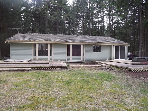 3rd image of 27615 45th Avenue Ct E