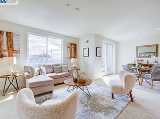3090 Glascock St APT 319, Oakland, CA 94601
