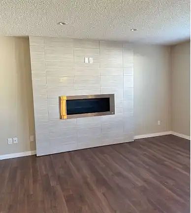 5th image of 3546 Claxton Cres SW #3546