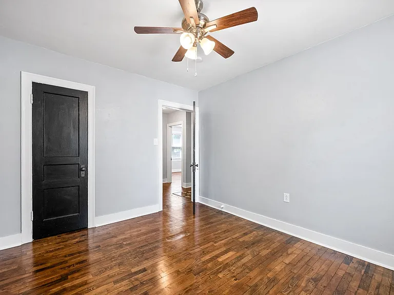 165 Liberty Pkwy — Photo 18