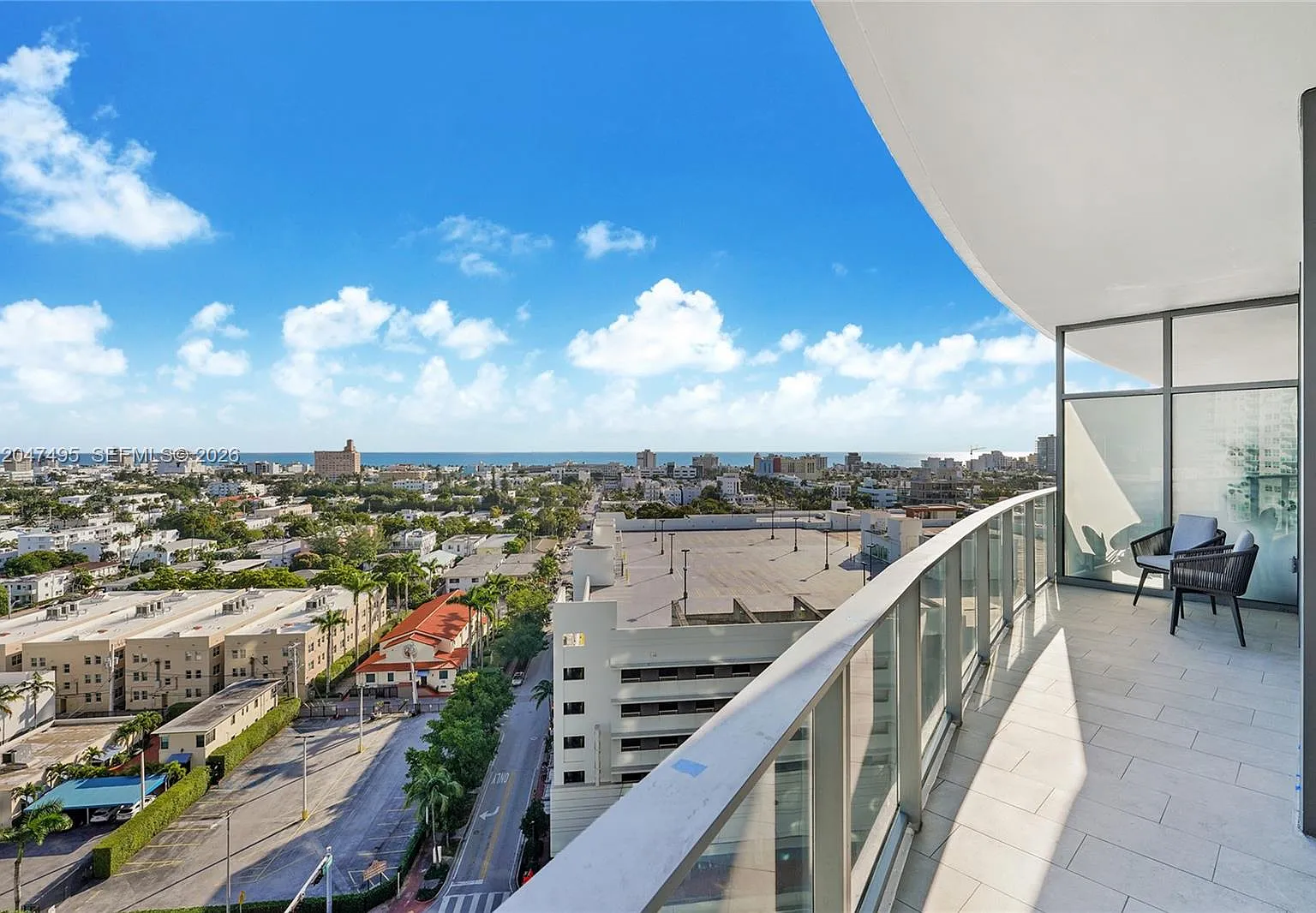 Park Residences Condo — Photo 1