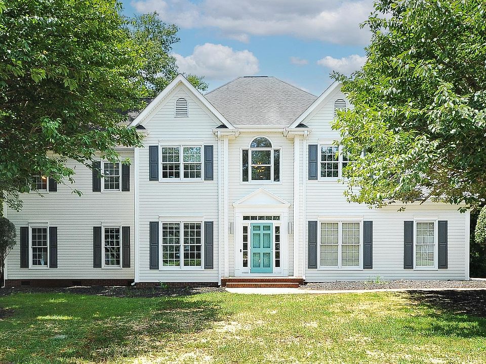 1st image of 401 Neely Farm Dr