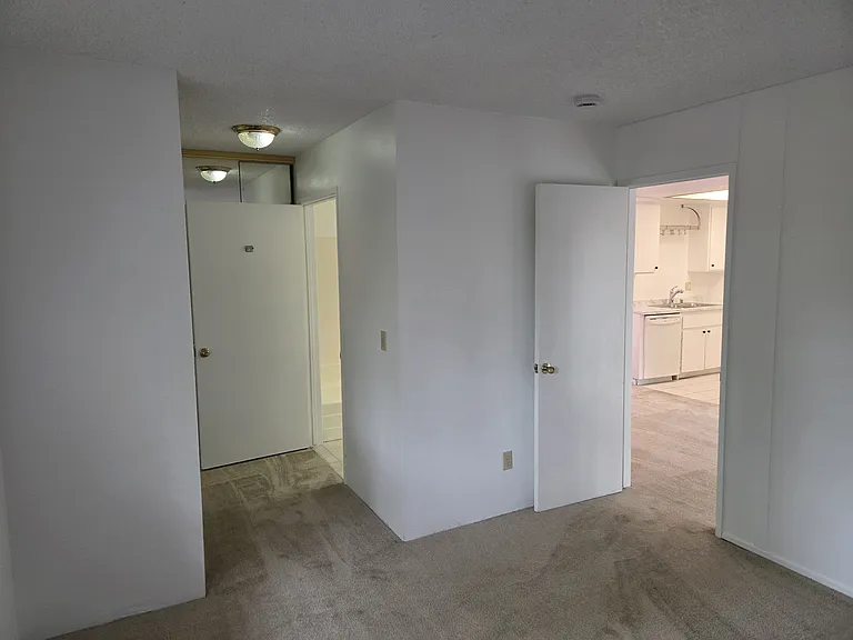 10260 Black Mountain Rd #132 — Photo 20