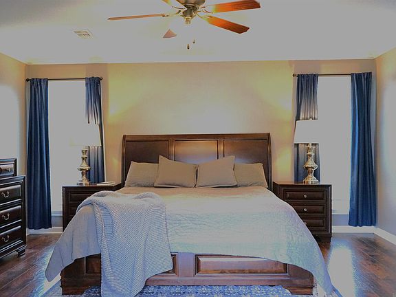 5th image of 13717 Cedar Ridge Ave