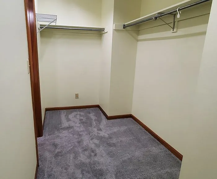 324 Redwood Blvd — Photo 20