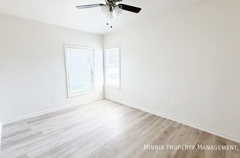 3417 Avenue S #B — Photo 11