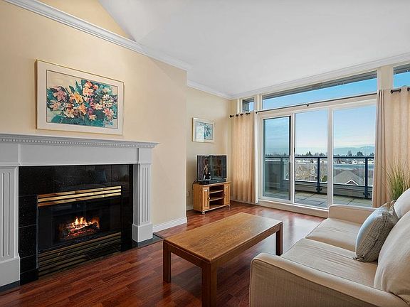 3rd image of 5800 Andrews Rd #407