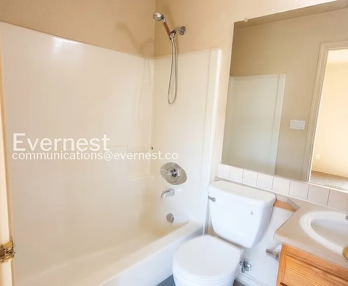 12135 SE Harold St — Photo 12