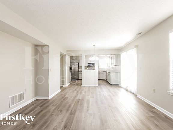 4th image of 12207 Tallowtree Ct