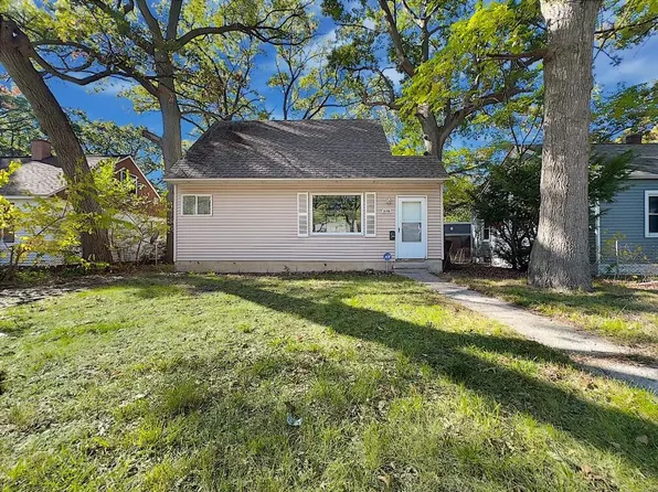 3105 Temple St, Muskegon Heights, MI 49444
