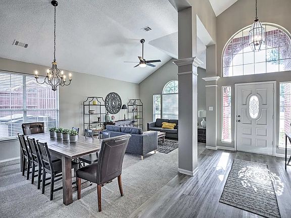 4th image of 604 Grimsworth Ct