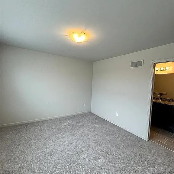 2151 Park Dr — Photo 5