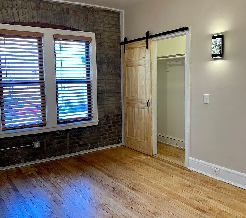 1st image of 306 Oak Grove St #27