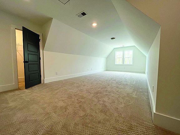 4th image of 220 S Spooners Street Ext