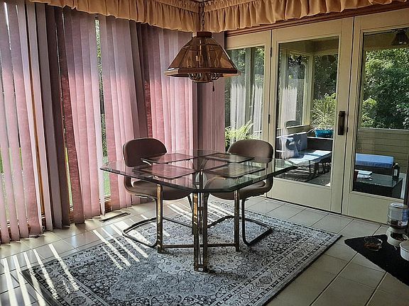 Kitchen Breakfast Nook
