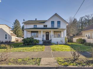 110 Center St, Oregon City, OR 97045