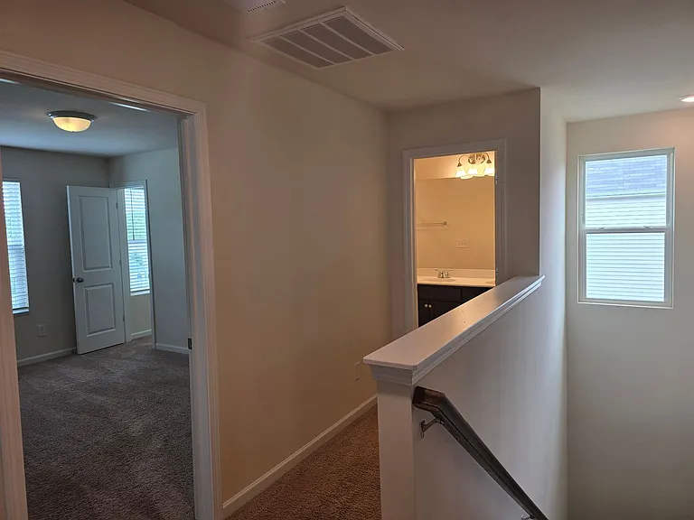 76 Saddle Oaks Ln — Photo 9