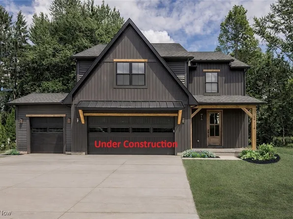 38325 Pettibone Rd, Solon, OH 44139