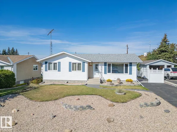 5320 54th St, Bashaw, AB T0B 0H0