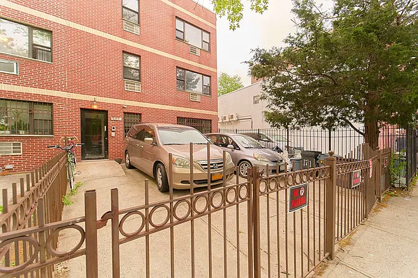 Rented by Owner | media 3